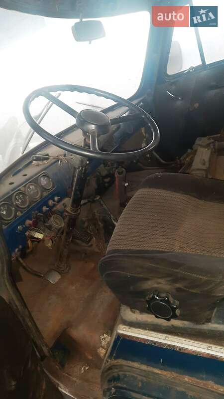 Позашляховик / Кросовер УАЗ 452 1983 в Кривому Розі фото 7 Позашляховик / Кросовер УАЗ 452 1983 в Кривому Розі