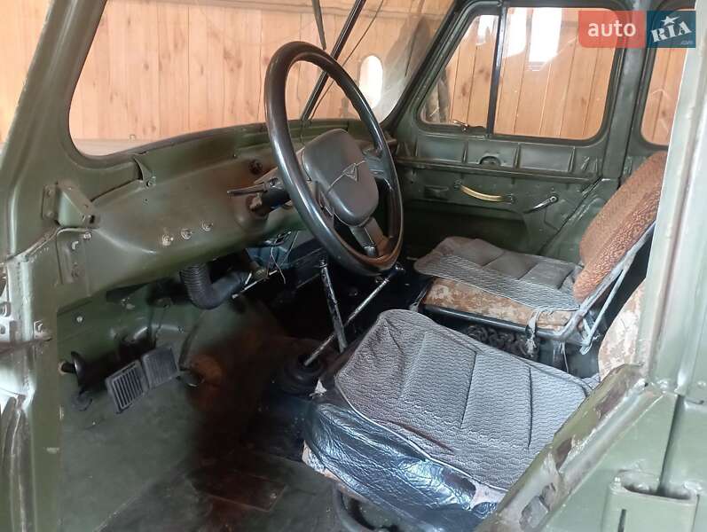 Универсал УАЗ 469 1981 в Борзне