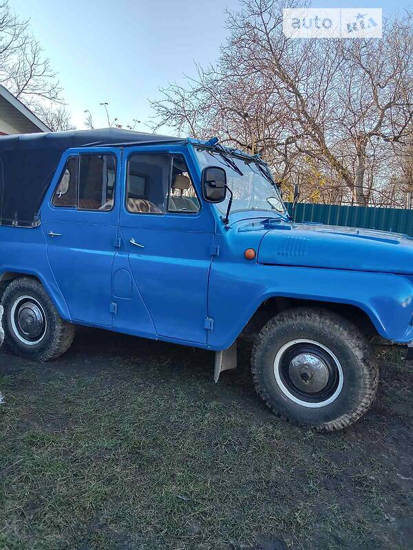 Внедорожник / Кроссовер УАЗ 469Б 1984 в 