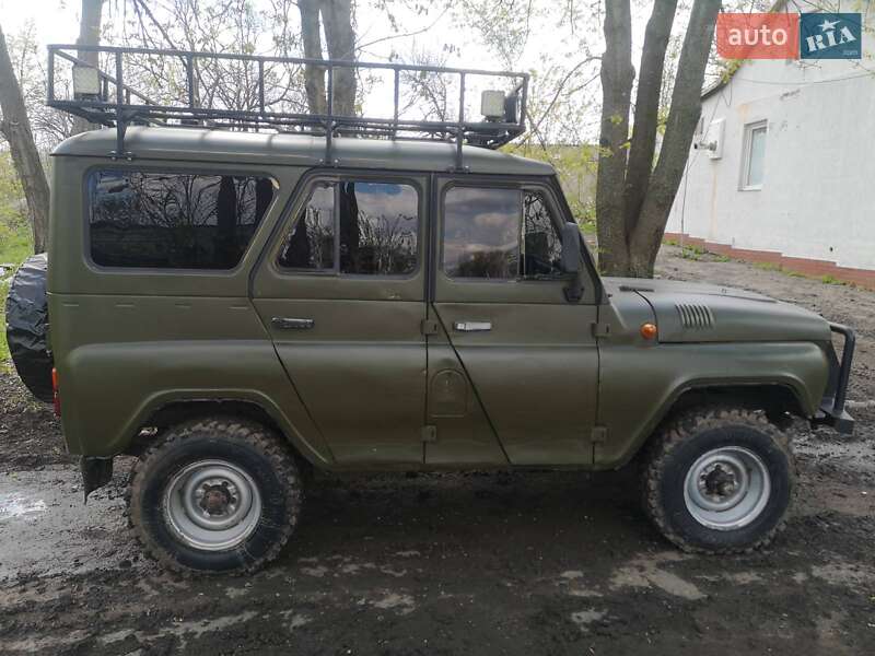 Позашляховик / Кросовер УАЗ 469Б 1974 в Старій Вижівці