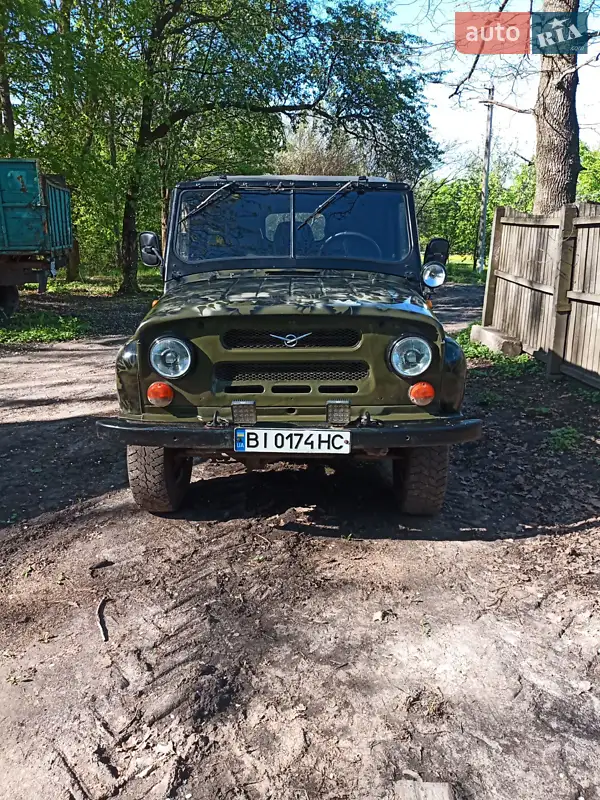 Внедорожник / Кроссовер УАЗ 469Б 1979 в 