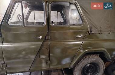 Позашляховик / Кросовер УАЗ 469Б 1975 в 