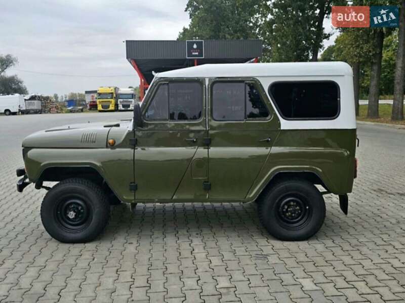 Внедорожник / Кроссовер УАЗ 469Б 1981 в Новоселице
