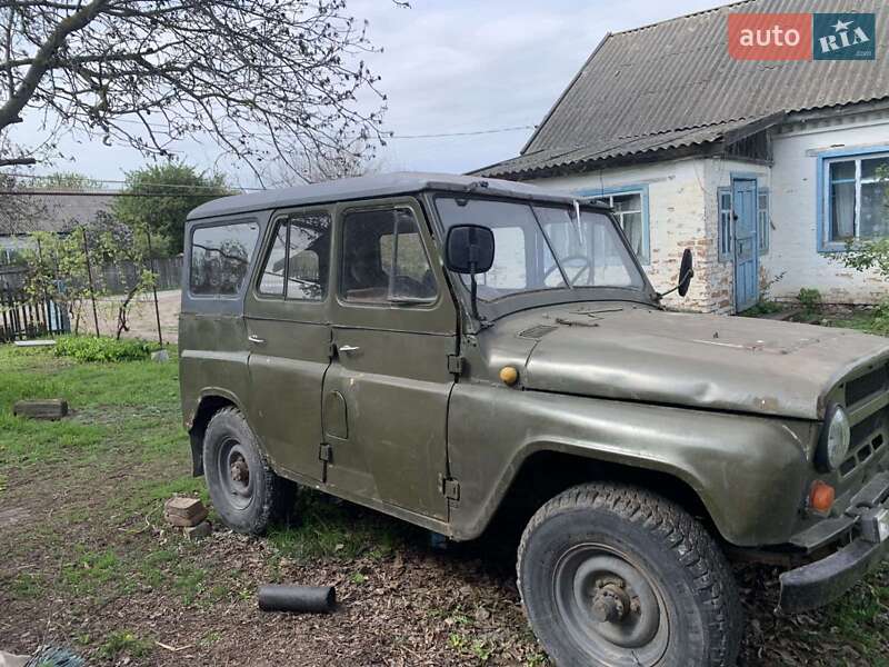 Позашляховик / Кросовер УАЗ 469Б 1974 в Миргороді