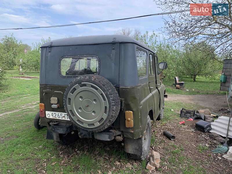 Позашляховик / Кросовер УАЗ 469Б 1974 в Миргороді