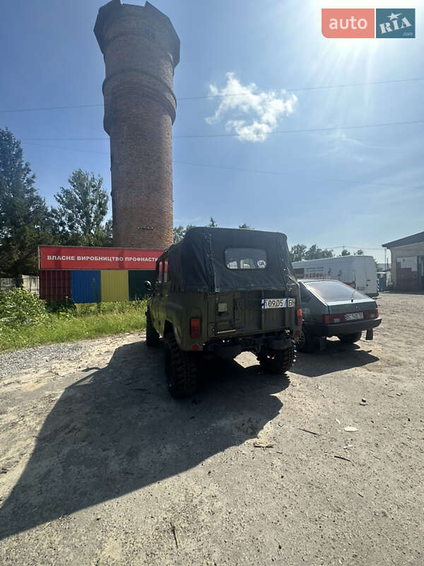 Внедорожник / Кроссовер УАЗ 469Б 1990 в Золочеве