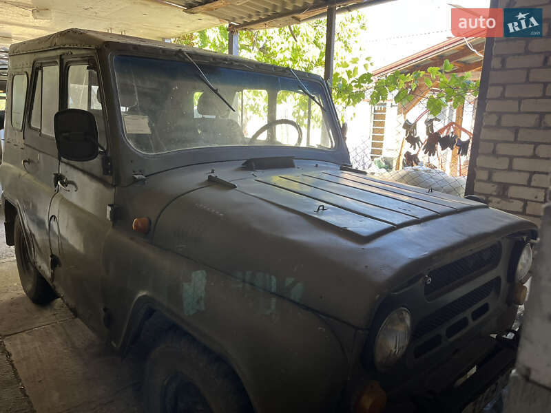 Позашляховик / Кросовер УАЗ 469Б 1975 в Миколаєві