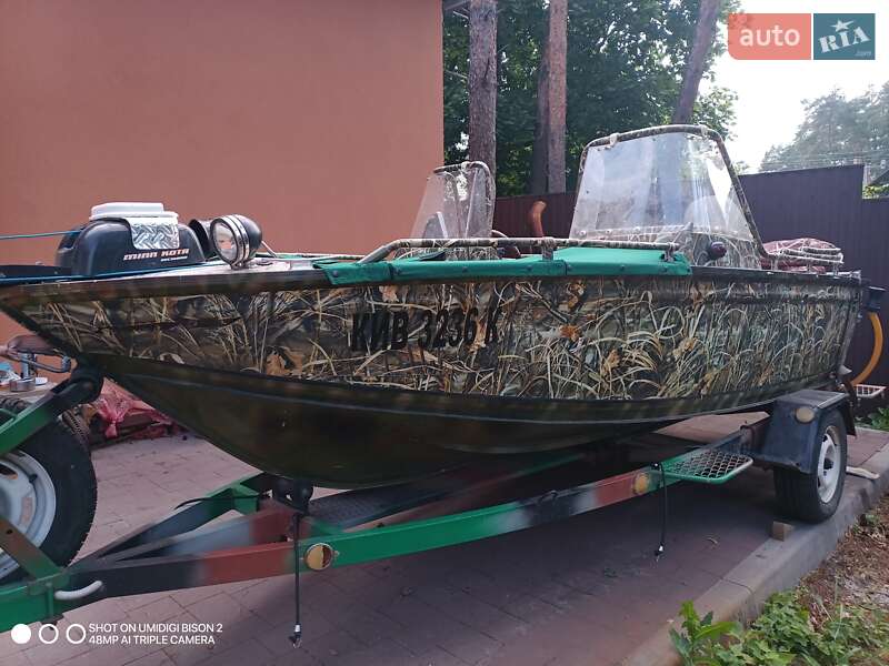 Катер UMS 420 2008 в 