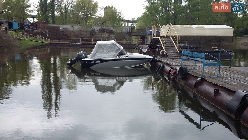 Лодка UMS 470 2009 в Кременчуге