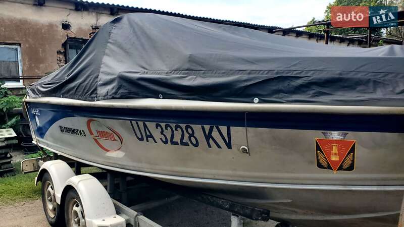 Катер UMS 520 2010 в Кобеляках фото 2 Катер UMS 520 2010 в Кобеляках