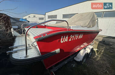 Катер UMS 600 2005 в 
