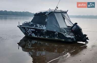 Катер UMS 600 2013 в Києві
