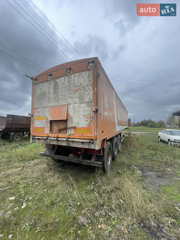 Зерновоз - полуприцеп United Trailers 804277 2004 в Брусилове
