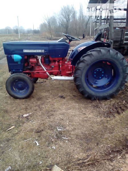 Universal 445 V