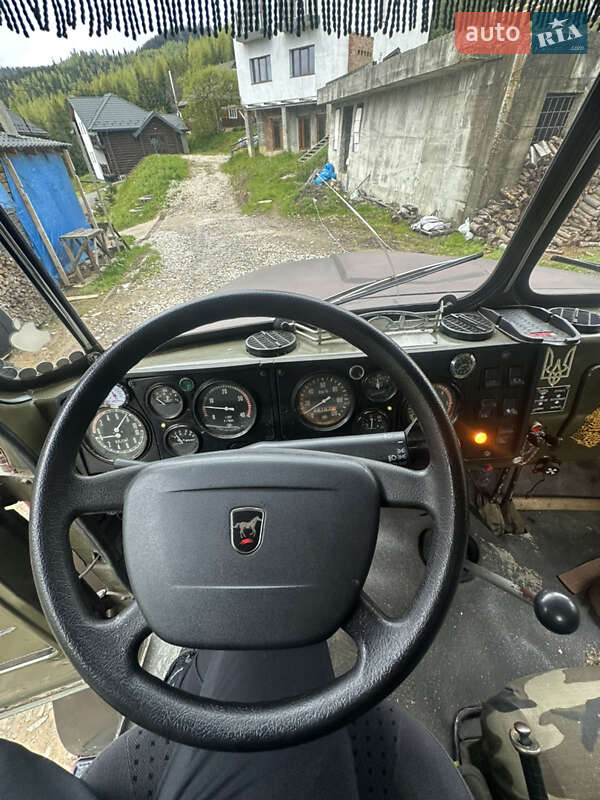 Самосвал Урал 4320 1988 в Яремче