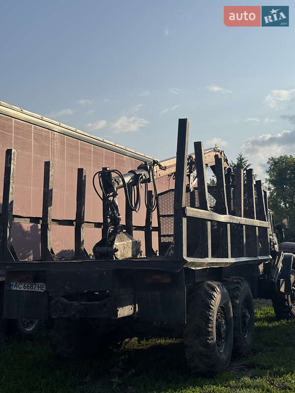 Лесовоз / Сортиментовоз Урал 4320 1987 в Дубно