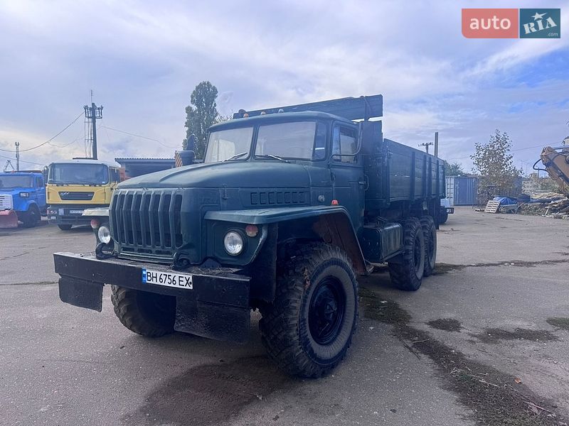 Тягач Урал 4320 1990 в Одессе
