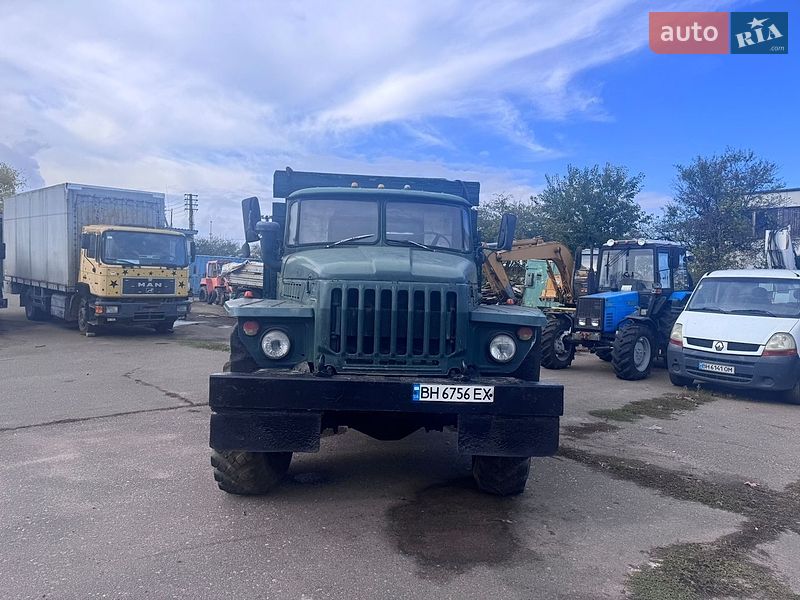 Тягач Урал 4320 1990 в Одессе