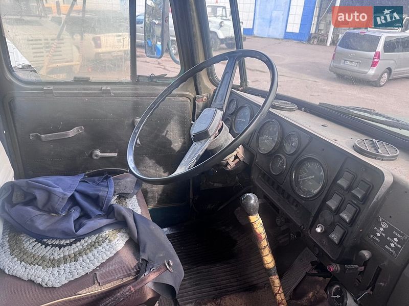 Тягач Урал 4320 1990 в Одессе