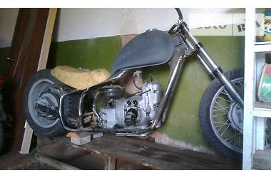 Мотоцикл Чоппер Урал 650 1987 в Баре