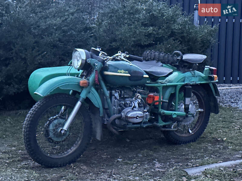 Мотоцикл с коляской Урал 8103 1987 в Нововолынске