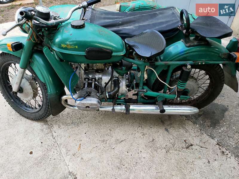 Мотоцикл с коляской Урал M 1975 в Раздельной