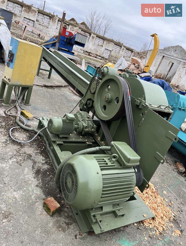 Дробарка (дробильна установка) Урал Урал 2005 в Тячеві