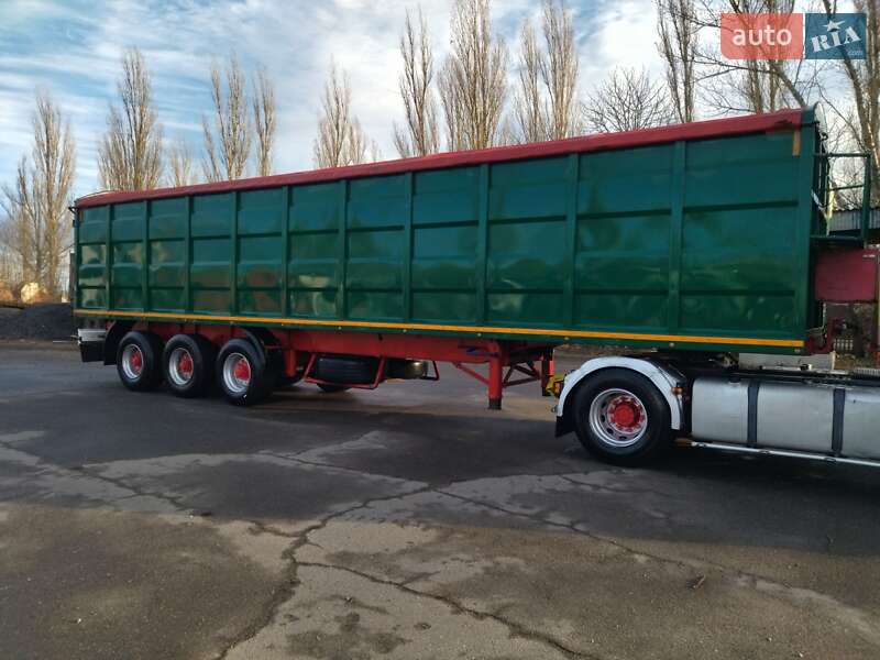 Зерновоз - полуприцеп Van Hool 3B0011 1990 в Новоархангельске