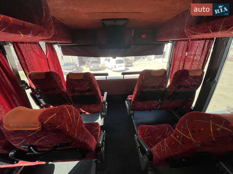 Туристичний / Міжміський автобус Van Hool 927 2001 в Одесі