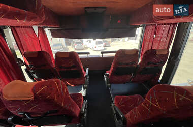Туристический / Междугородний автобус Van Hool 927 2001 в 