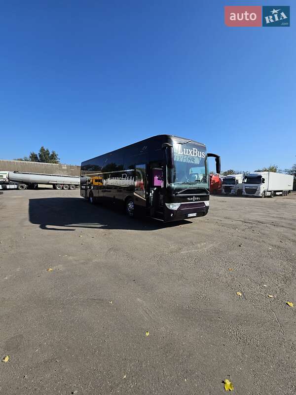 Туристический / Междугородний автобус Van Hool Acron 2013 в Измаиле