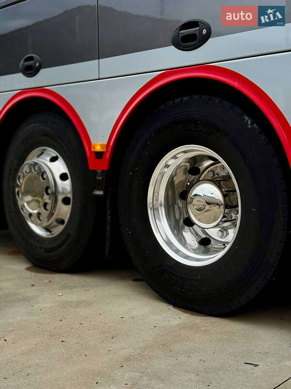 Туристичний / Міжміський автобус Van Hool Astron 2006 в Чернівцях