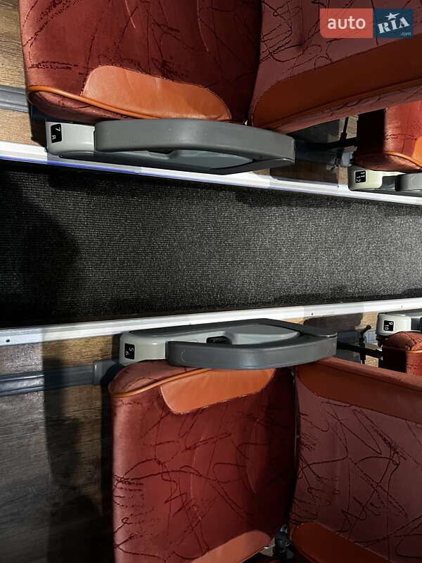 Туристический / Междугородний автобус Van Hool Astron 2010 в Львове