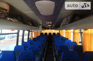 Туристичний / Міжміський автобус Van Hool T815 1998 в 