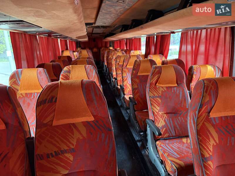 Туристичний / Міжміський автобус Van Hool T816 1999 в Києві фото 18 Туристичний / Міжміський автобус Van Hool T816 1999 в Києві