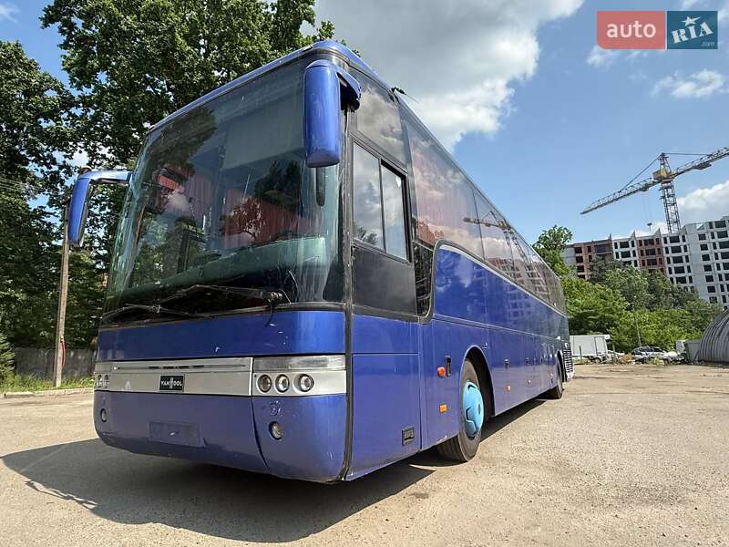 Van Hool T916
