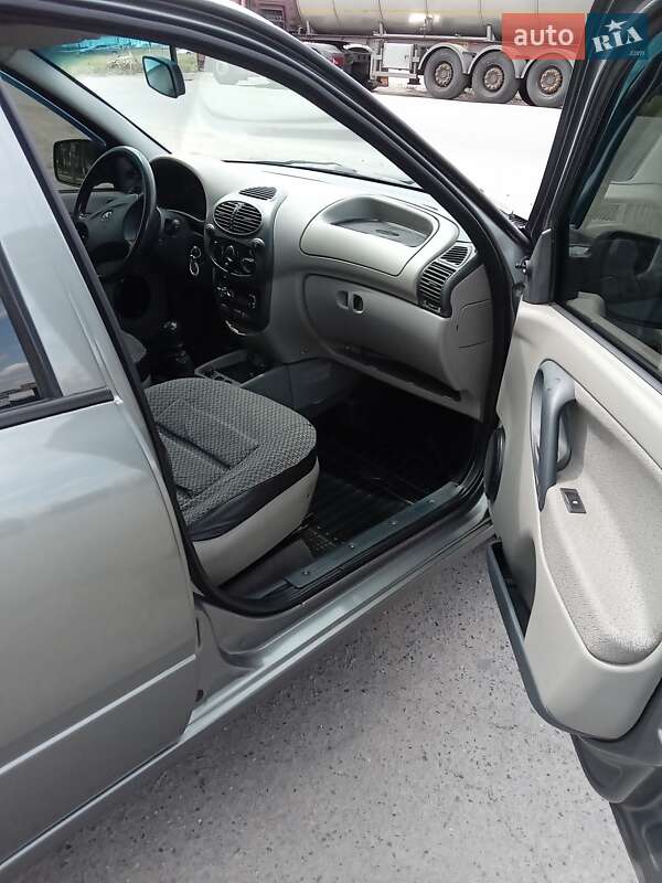 Универсал ВАЗ / Lada 1117 Калина 2011 в Полтаве фото 9 Универсал ВАЗ / Lada 1117 Калина 2011 в Полтаве