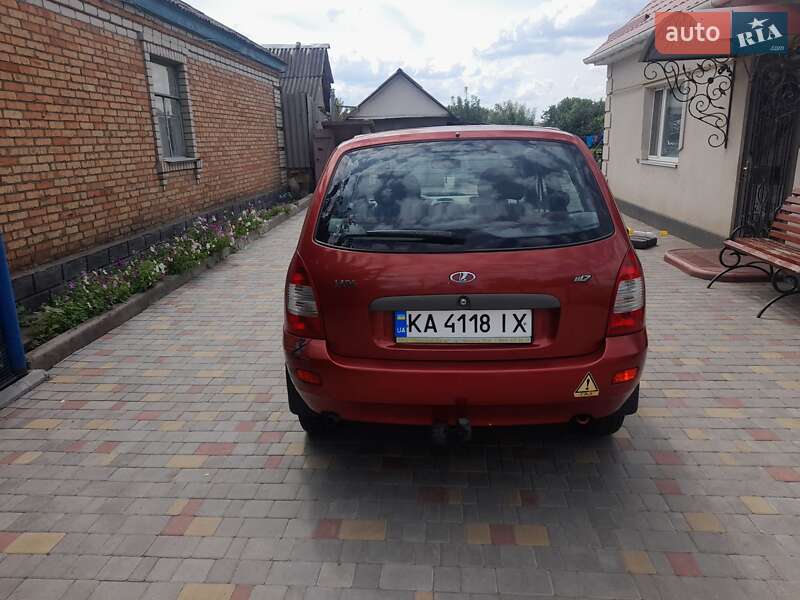 Универсал ВАЗ / Lada 1117 Калина 2008 в Врадиевке