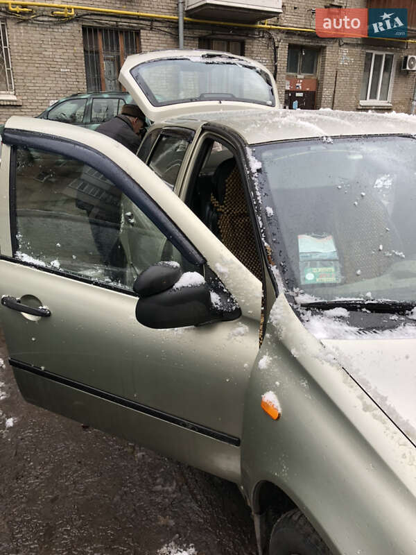 Универсал ВАЗ / Lada 1117 Калина 2008 в Киеве