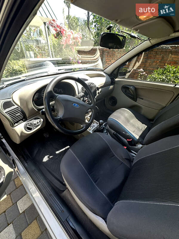 Универсал ВАЗ / Lada 1117 Калина 2008 в Каменец-Подольском фото 6 Универсал ВАЗ / Lada 1117 Калина 2008 в Каменец-Подольском