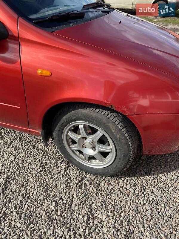 Універсал ВАЗ / Lada 1117 Калина 2006 в Карлівці