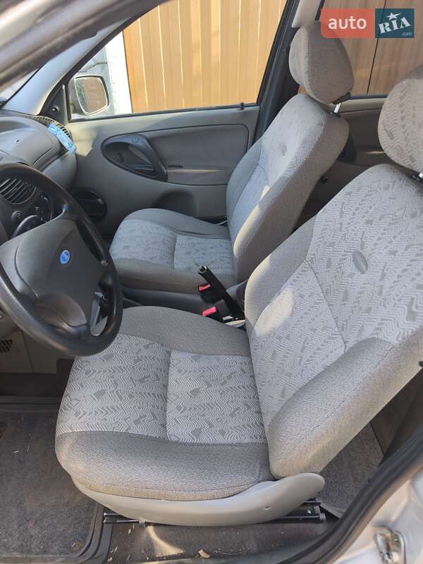 Универсал ВАЗ / Lada 1117 Калина 2011 в Кривом Роге