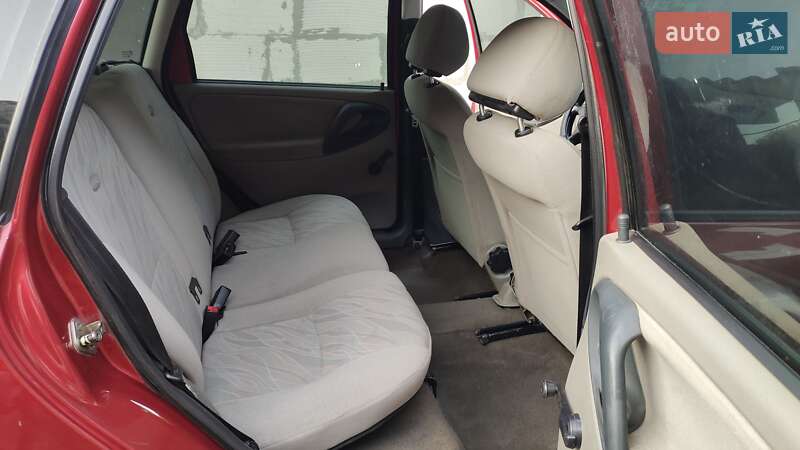 Універсал ВАЗ / Lada 1117 Калина 2010 в Недригайліву