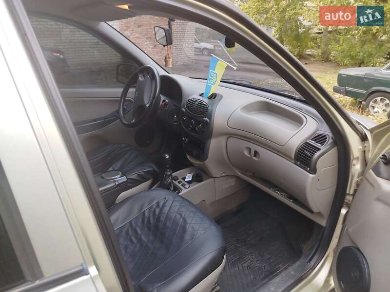 Универсал ВАЗ / Lada 1117 Калина 2010 в Каменском