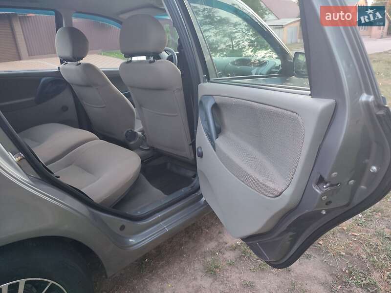 Универсал ВАЗ / Lada 1117 Калина 2010 в Запорожье