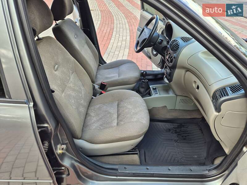 Универсал ВАЗ / Lada 1117 Калина 2008 в Запорожье фото 18 Универсал ВАЗ / Lada 1117 Калина 2008 в Запорожье