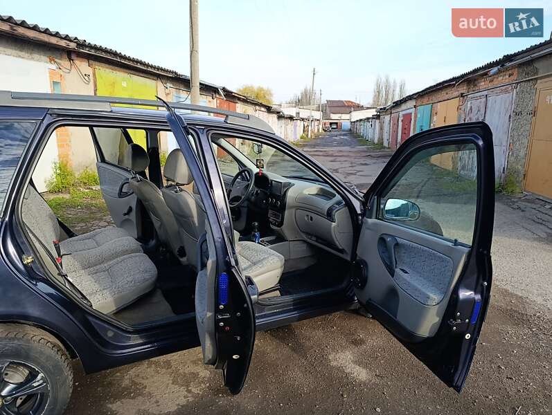 Универсал ВАЗ / Lada 1117 Калина 2008 в Житомире
