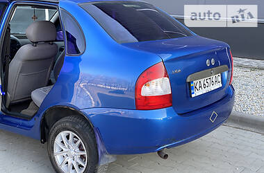 Седан ВАЗ 1118 Калина 2006 в 