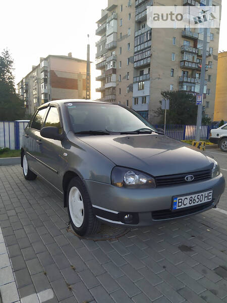 Седан ВАЗ / Lada 1118 Калина 2007 в Староконстантинове