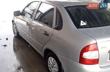 Седан ВАЗ / Lada 1118 Калина 2006 в 